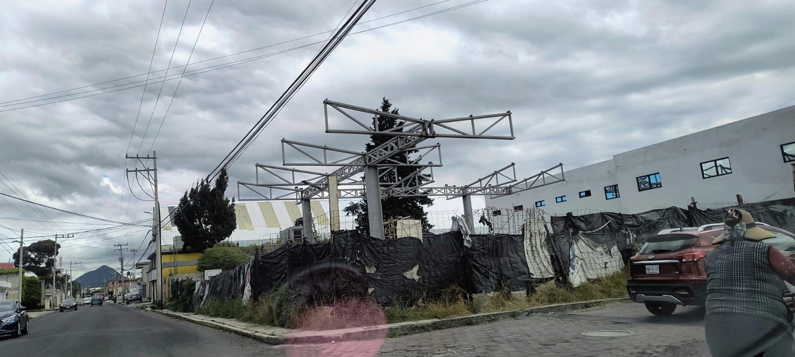 Apetatitlán: Gasolinera frente a CENDI se convierte en nuevo escándalo político y social